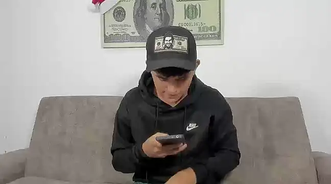 Lyam ap online show from January 1, 4:39 am