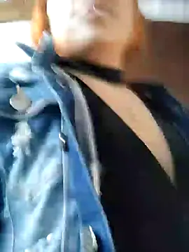Snapshot of Caro_kitty- chatting on January 31, 1:45 pm Caro kitty- online show from January 31, 1:45 pm