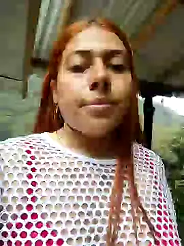 Snapshot of Caro_kitty- chatting on February 5, 4:03 pm Caro kitty- online show from February 5, 4:03 pm