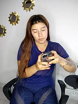 Snapshot of Caro_kitty- chatting on February 22, 6:19 pm Caro kitty- online show from February 22, 6:19 pm
