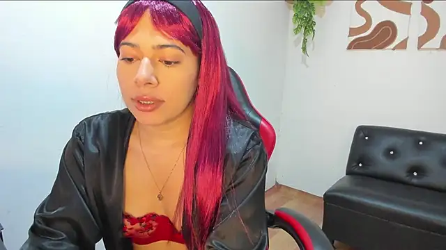 Snapshot of Caro_kitty- chatting on January 15, 1:16 pm Caro kitty- online show from January 15, 1:16 pm