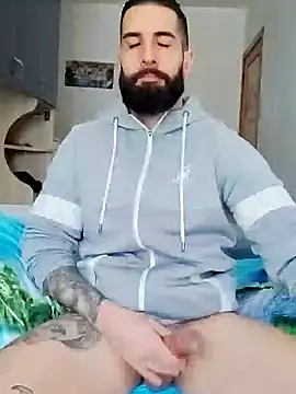 Snapshot of Gioeltoro89 chatting on January 5, 11:48 am Gioeltoro89 online show from January 5, 11:48 am