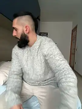 Snapshot of Gioeltoro89 chatting on March 12, 4:13 pm Gioeltoro89 online show from March 12, 4:13 pm