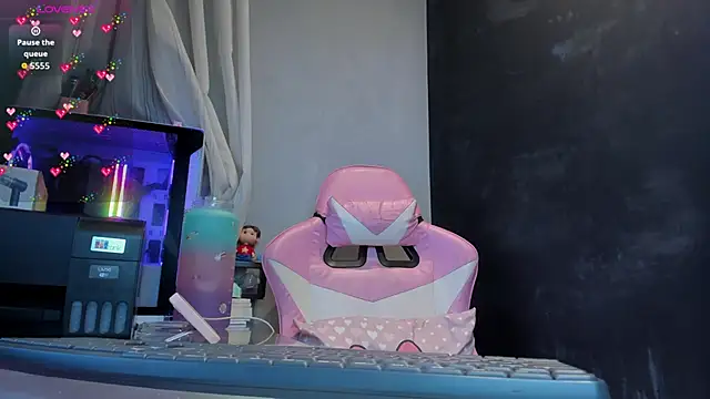 sherilkwang19tv online show from October 12, 9:25 pm