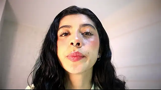 Alyssa jones online show from June 4, 4:07 am