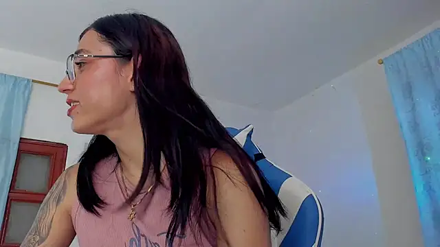 Snapshot of Camila_TransGirl chatting on November 4, 6:51 pm Camila TransGirl online show from November 4, 6:51 pm