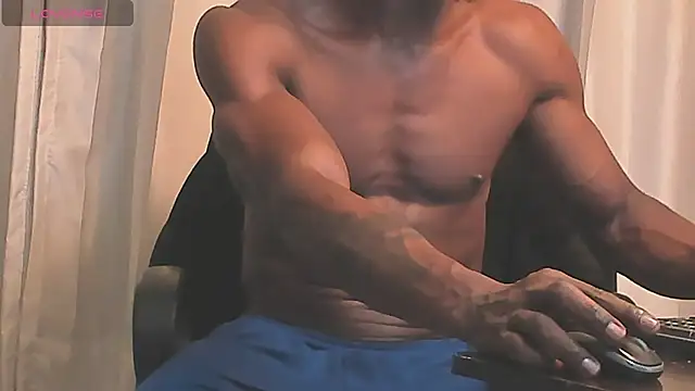 Snapshot of Miltton_Jakee chatting on February 1, 1:34 am Miltton Jakee online show from February 1, 1:34 am