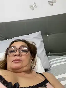 AntonellaAlondra4 online show from February 13, 12:21 pm