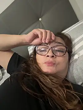 AntonellaAlondra4 online show from October 5, 3:05 am