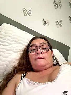 AntonellaAlondra4 online show from January 12, 5:23 am