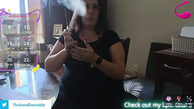 ThickGirlsDoItBetter online show from October 9, 7:56 pm