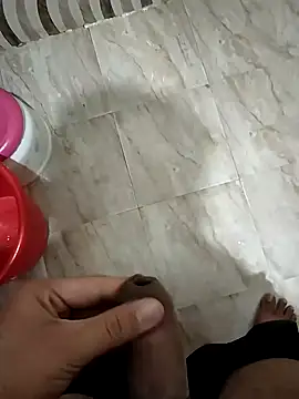 Snapshot of tarun997700 chatting on January 11, 11:45 am tarun997700 online show from January 11, 11:45 am