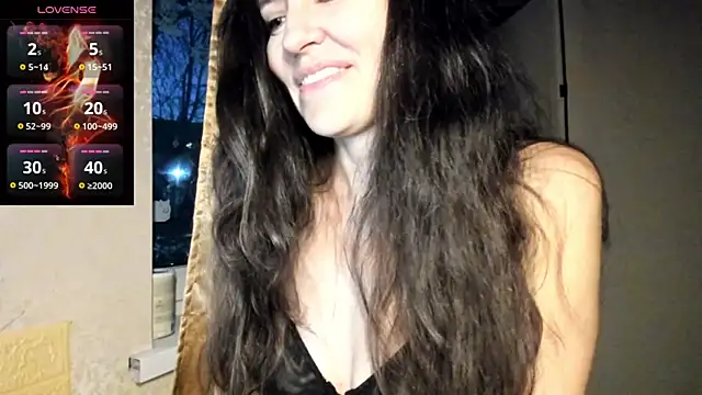 Snapshot of Found_Me chatting on December 8, 5:29 am Found Me online show from December 8, 5:29 am