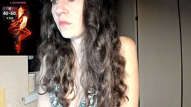 Snapshot of Found_Me chatting on December 13, 1:37 am Found Me online show from December 13, 1:37 am