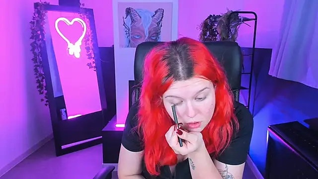 Snapshot of NielletaBlossom chatting on January 25, 5:29 am NielletaBlossom online show from January 25, 5:29 am