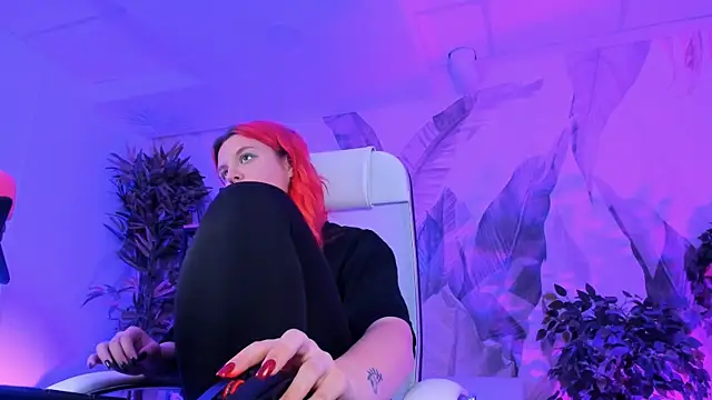 Snapshot of NielletaBlossom chatting on February 12, 11:40 am NielletaBlossom online show from February 12, 11:40 am