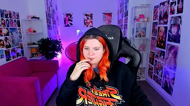 Snapshot of NielletaBlossom chatting on March 11, 8:41 am NielletaBlossom online show from March 11, 8:41 am