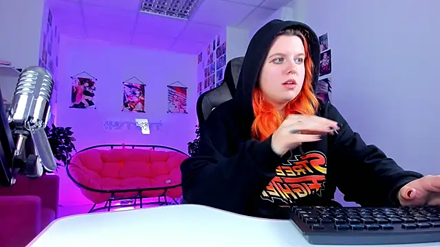 Snapshot of NielletaBlossom chatting on March 11, 11:44 am NielletaBlossom online show from March 11, 11:44 am