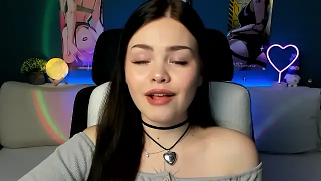 Snapshot of AkiraKatsu chatting on December 28, 7:54 pm AkiraKatsu online show from December 28, 7:54 pm