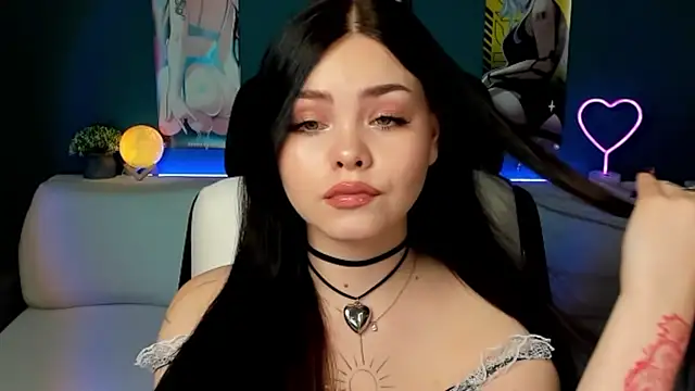 Snapshot of AkiraKatsu chatting on January 23, 3:11 pm AkiraKatsu online show from January 23, 3:11 pm