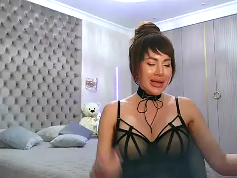 TianaPosh online show from March 8, 2:55 am