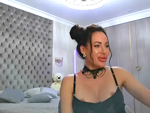 TianaPosh online show from March 15, 3:29 am