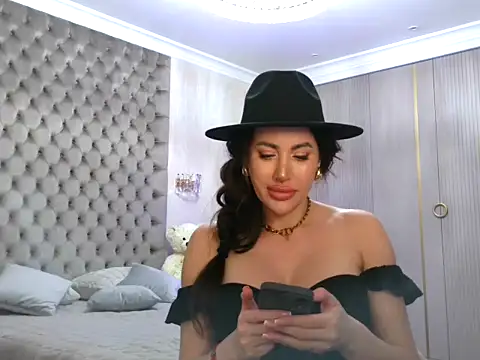 TianaPosh online show from March 22, 3:09 am