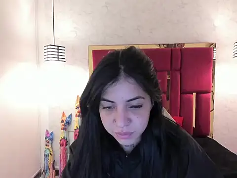Snapshot of Violet_m chatting on September 16, 11:33 am Violet m online show from September 16, 11:33 am