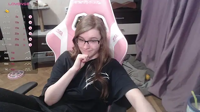 Snapshot of Tomato_Tease chatting on January 22, 11:21 pm Tomato Tease online show from January 22, 11:21 pm