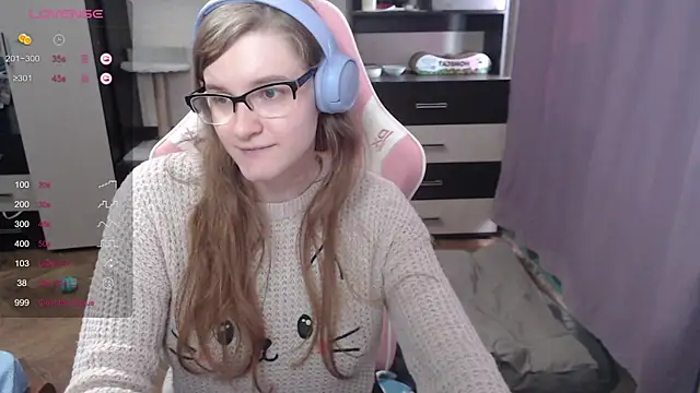 Snapshot of Tomato_Tease chatting on September 26, 2:21 pm Tomato Tease online show from September 26, 2:21 pm