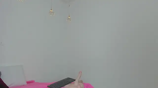 Snapshot of Lori_Evanss chatting on January 25, 6:12 am Lori Evanss online show from January 25, 6:12 am