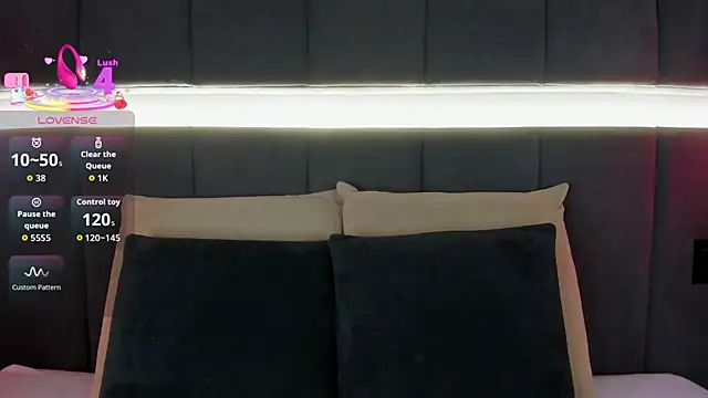 nicolle pierce online show from September 14, 1:54 pm