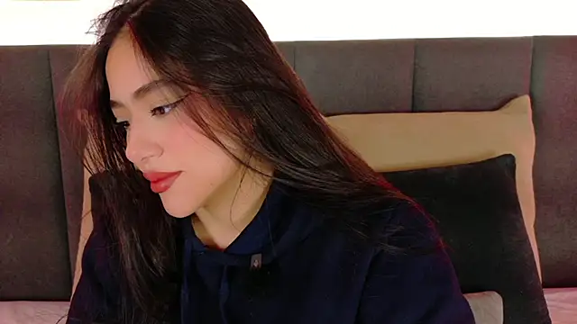 nicolle pierce online show from October 20, 1:44 pm