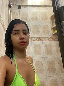 Urlovex1 online show from January 9, 8:11 pm