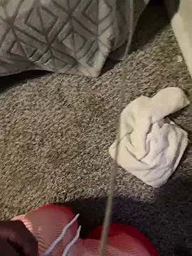 Snapshot of StarringSumac chatting on February 27, 12:21 am StarringSumac online show from February 27, 12:21 am