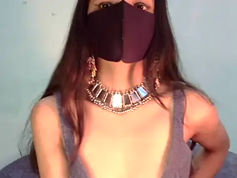 Snapshot of Cute_Alaina chatting on February 15, 8:44 am Cute Alaina online show from February 15, 8:44 am
