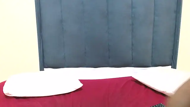 kittykhloe22 online show from March 10, 6:16 am