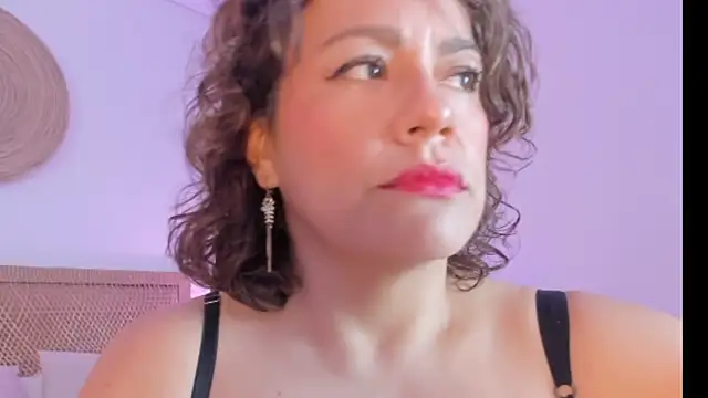 Snapshot of gipsela_gomez chatting on June 10, 7:35 pm gipsela gomez online show from June 10, 7:35 pm