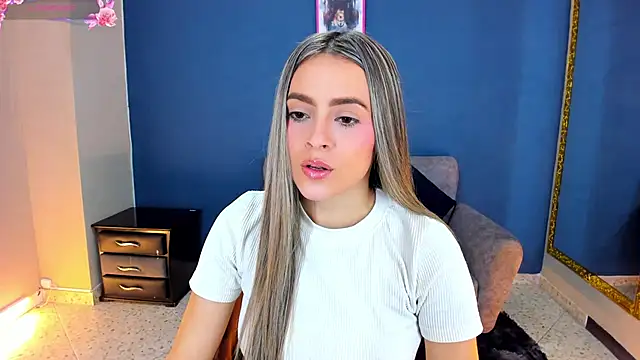 Snapshot of miacarperr1 chatting on January 26, 8:56 pm miacarperr1 online show from January 26, 8:56 pm