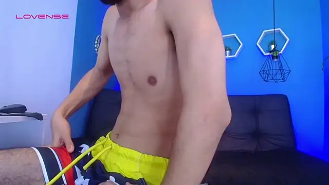 Snapshot of jhon_ath chatting on November 19, 8:03 am jhon ath online show from November 19, 8:03 am