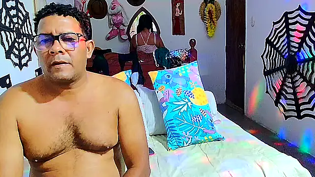 Snapshot of rosi_pamela chatting on November 12, 9:47 pm rosi pamela online show from November 12, 9:47 pm