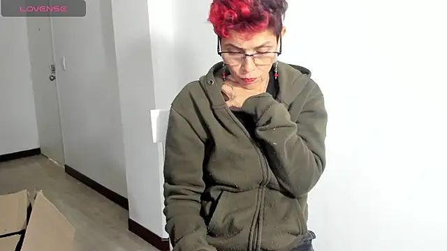 MireyaTorresGu online show from February 25, 10:07 pm