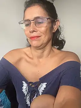 Snapshot of MireyaTorresGu chatting on May 14, 4:03 pm MireyaTorresGu online show from May 14, 4:03 pm