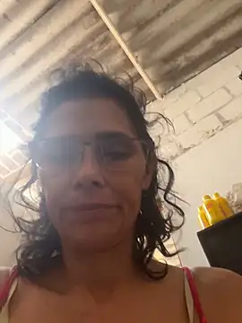 Snapshot of MireyaTorresGu chatting on June 19, 2:32 pm MireyaTorresGu online show from June 19, 2:32 pm