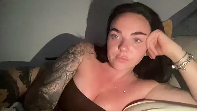 yorkshiregal online show from July 2, 7:42 pm