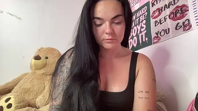 yorkshiregal online show from July 5, 5:14 am