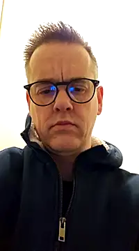 Hectorthyssen1 online show from January 5, 8:31 pm