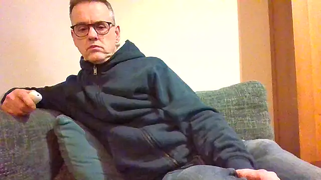 Hectorthyssen1 online show from January 30, 10:30 pm