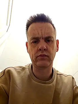 Hectorthyssen1 online show from February 9, 6:26 pm