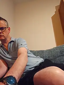 Snapshot of Hectorthyssen1 chatting on May 24, 9:53 pm Hectorthyssen1 online show from May 24, 9:53 pm